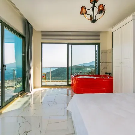 Willa Heart - Hill Kalkan