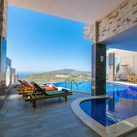 Heart - Hill Villa *